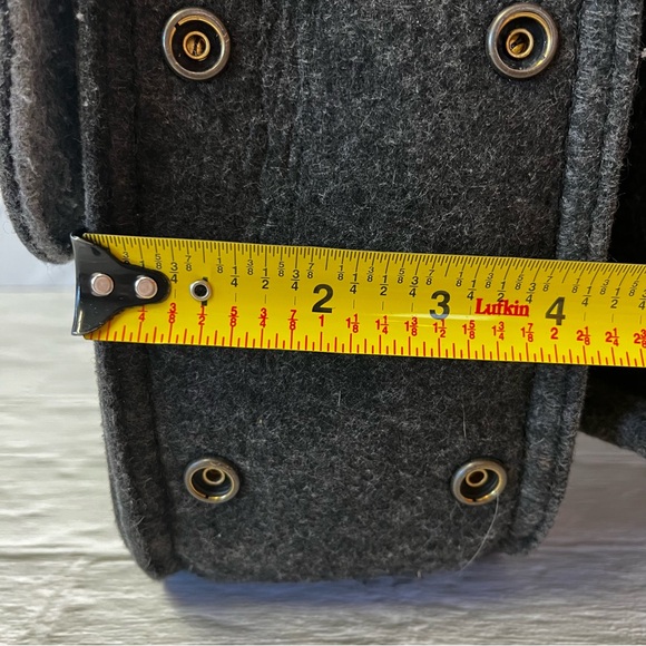 Scout By Petunia Pickle Bottom Dark Grey Felt Diaper Messenger Bag - Picture 12 of 14